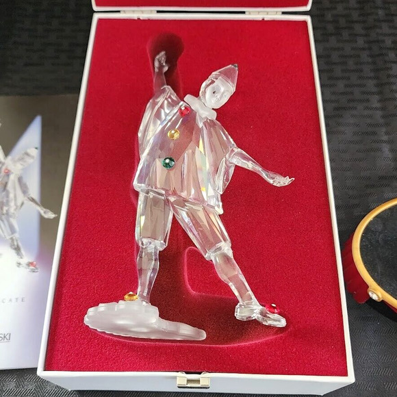 Swarovski Crystal Figurine SCS 1999 Masquerade Pierrot Box Stand COA Mint - Picture 14 of 16